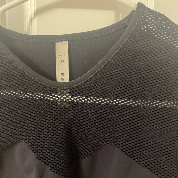 Varley Crescent Long Sleeve Seamless Crop Top - Picture 11 of 12